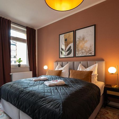 Maremar - Design Apartment - Luxus Boxspringbett - Zentral - Kueche - Arbeitsplatz - Highspeed Wlan Gera Extérieur photo