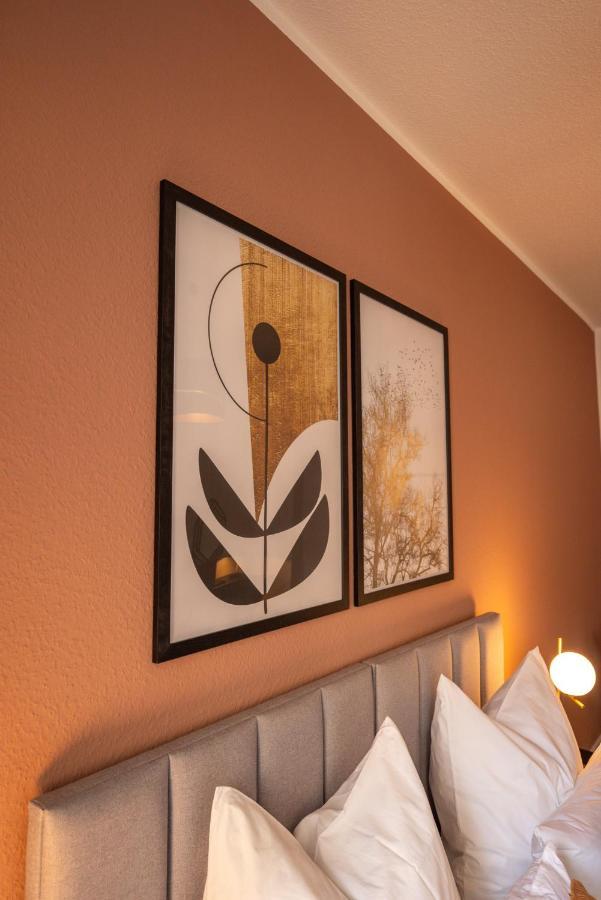 Maremar - Design Apartment - Luxus Boxspringbett - Zentral - Kueche - Arbeitsplatz - Highspeed Wlan Gera Extérieur photo