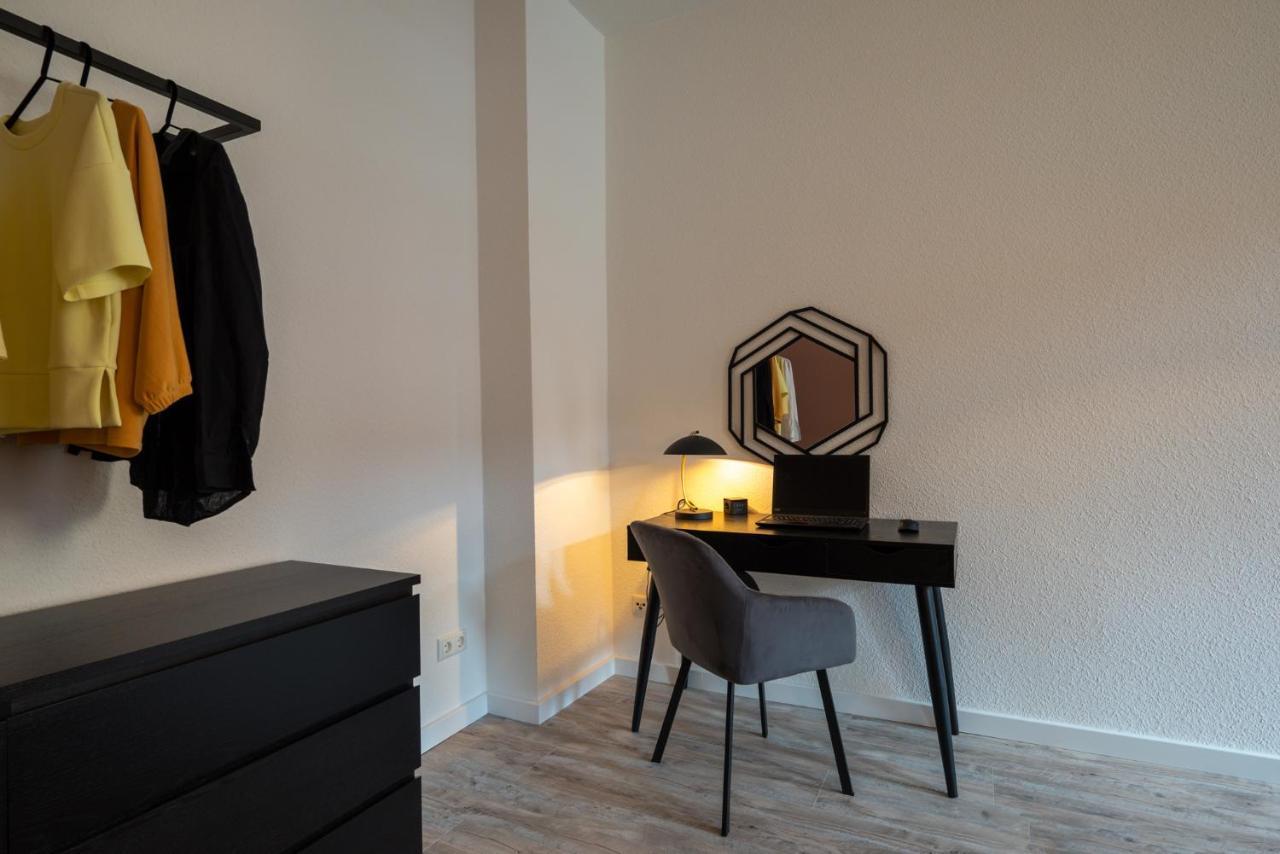 Maremar - Design Apartment - Luxus Boxspringbett - Zentral - Kueche - Arbeitsplatz - Highspeed Wlan Gera Extérieur photo