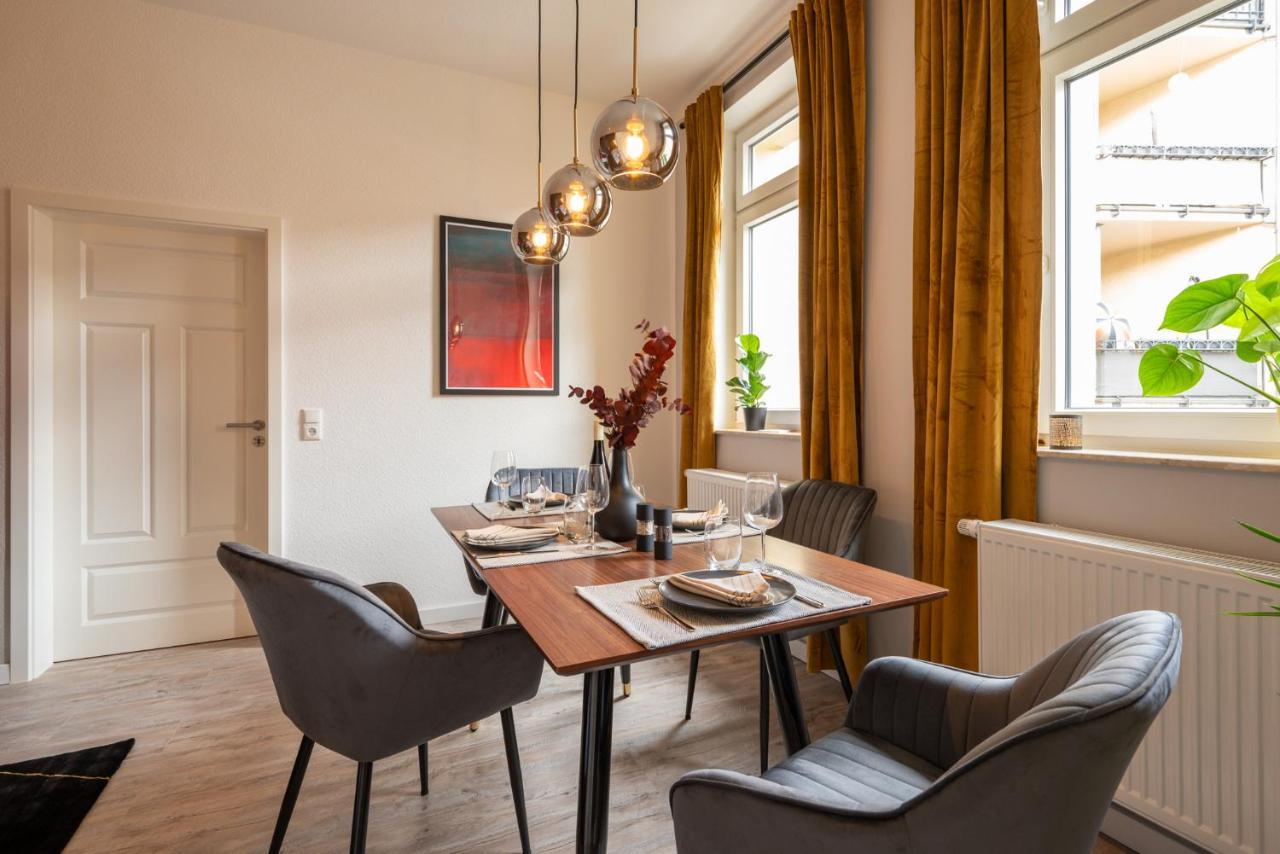 Maremar - Design Apartment - Luxus Boxspringbett - Zentral - Kueche - Arbeitsplatz - Highspeed Wlan Gera Extérieur photo
